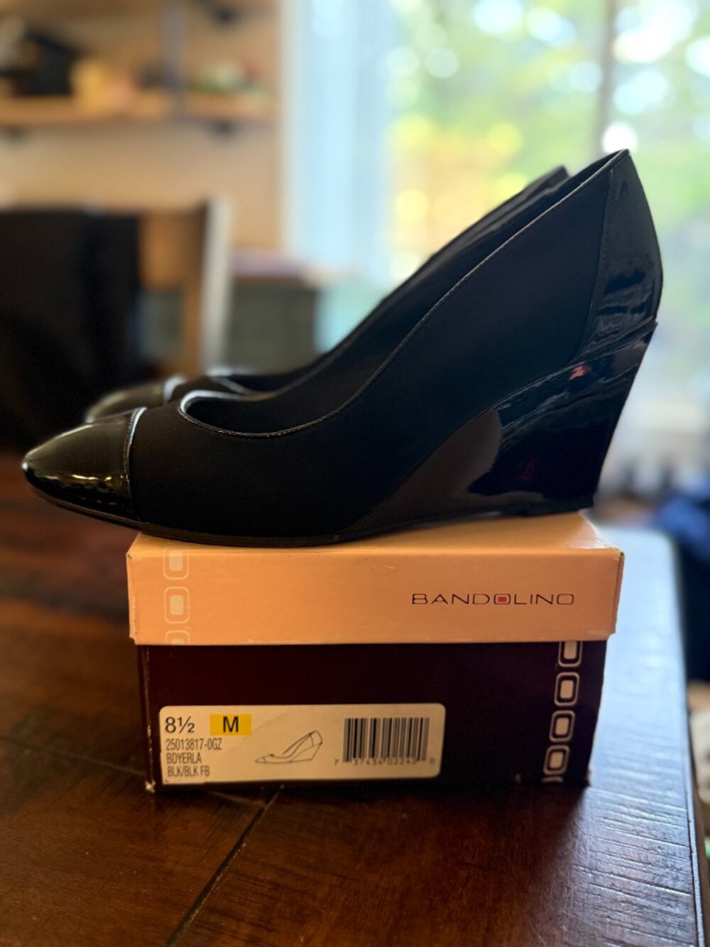 BANDOLINO Wedge Heels, Black, Size 8.5